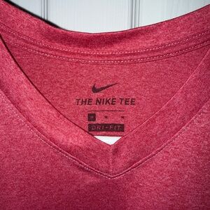 MENS NIKE DRY FIT V NECK